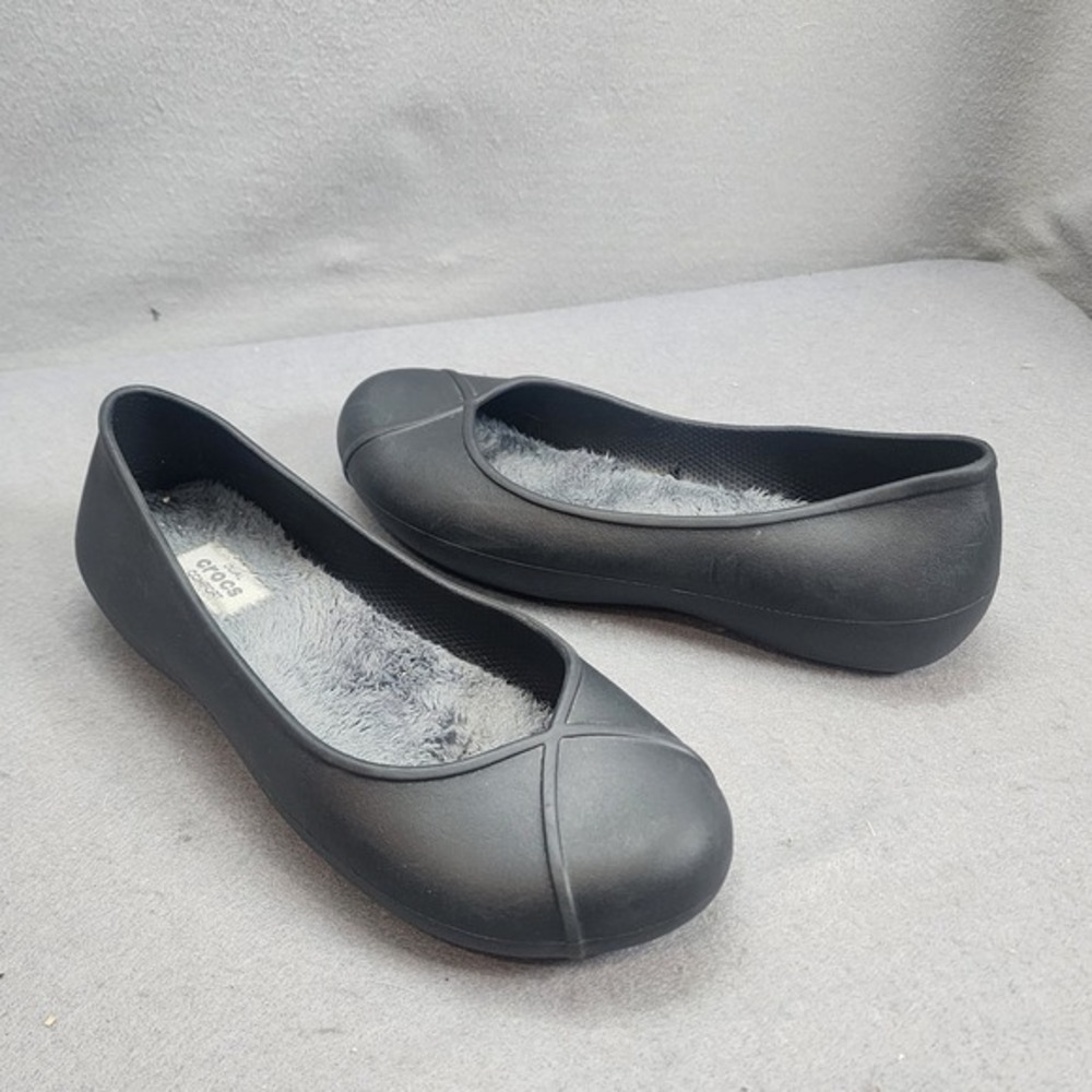 Crocs Sienna Fuzz Lined Flat Black Slip On Shoes Women Size 8 203428